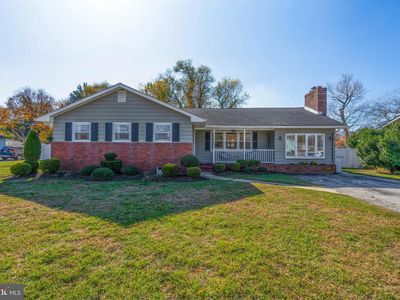 1329 Singer Ln