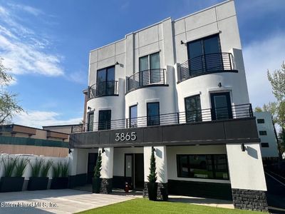 3865 Amboy Rd #2D