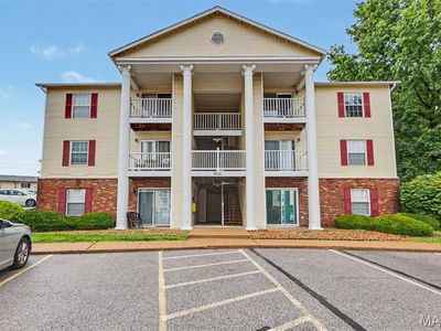 3114 Edwards Pl APT 303