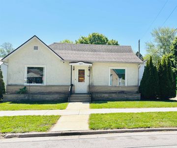 405 W 20th St