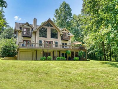 84 Shores Dr