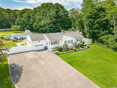 10 Chapman Boulevard