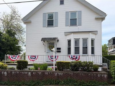 62 Lawn Ave