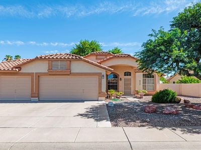 5734 E GELDING Drive
