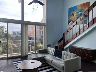 25 Spinnaker St APT 12