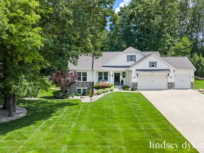 6262 Boulder Ridge Dr NE