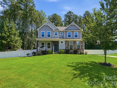 607 Winter Walk Ln