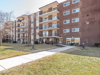 5300 Walnut Ave APT 7C