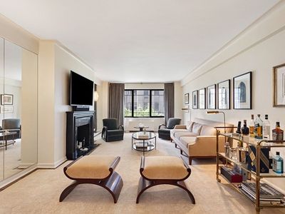 880 5th Ave APT 5H