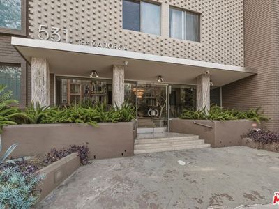 531 N Rossmore Ave APT 301