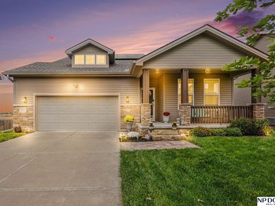 2212 Alexandra Rd