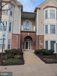 18715 Sparkling Water Dr #9-202