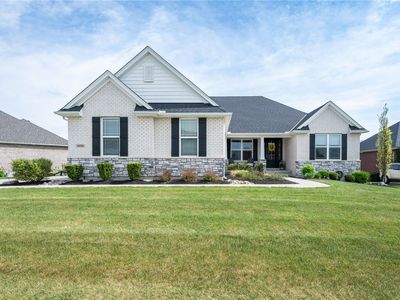 6090 Northlake Ct