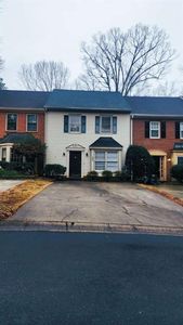 465 Salem Woods Dr SE