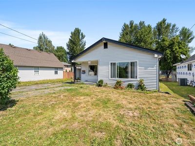 1101 Elm Street