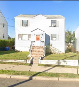 546 Lafayette Ave