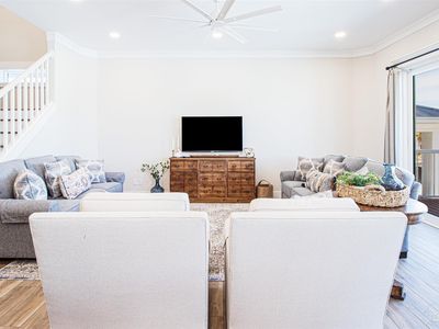 7337 Grand Navarre Blvd