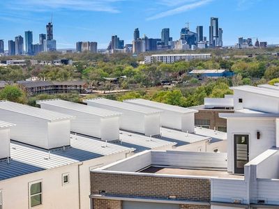 2805 McCurdy St Building 10