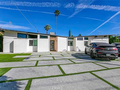 7978 Bellaire Ave