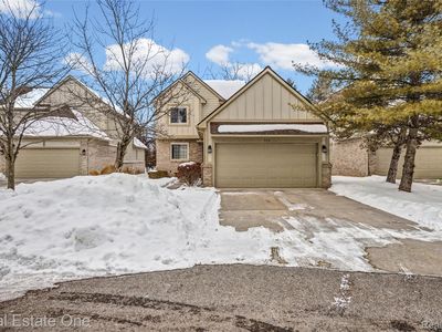 Property at 773 Red Maple Ln, Wixom, MI