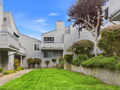 3095 Marina Dr APT 40