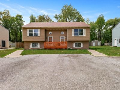 429-431 Woodlawn Ave