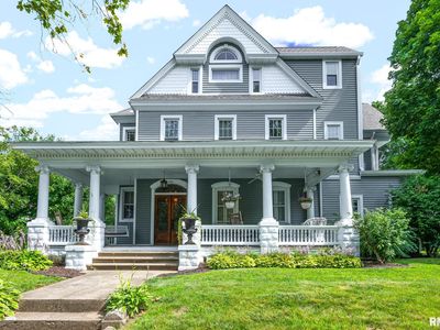 Property at 901 Washington St, Pekin, IL