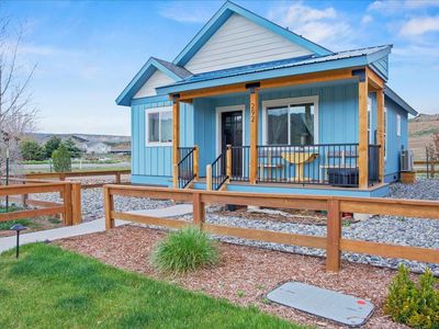 292 Redcliff Dr