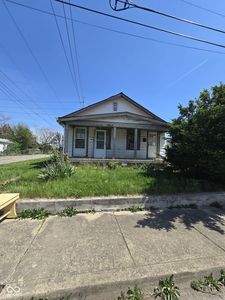 767 N Elder Ave
