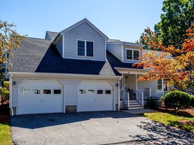 37 Acorn Ave