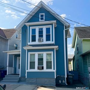 4 Armstrong Place