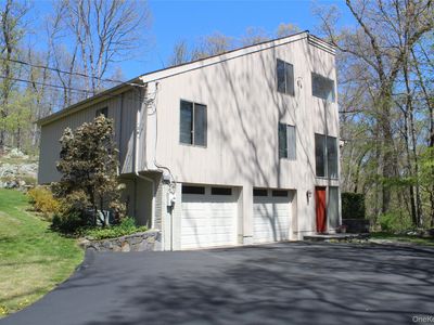 Property at 11 Manor Drive, Goldens Bridge, NY