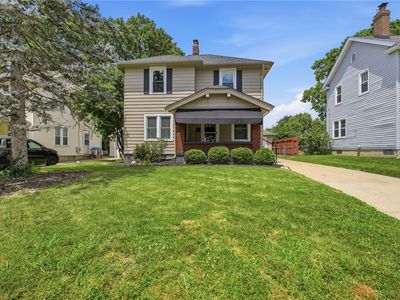 2715 Elmo Pl