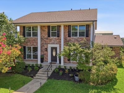 2310 Greenhill Dr