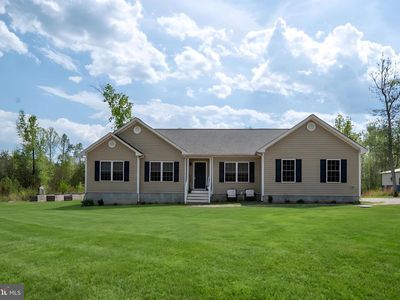 564 Equestrian Landing Trl
