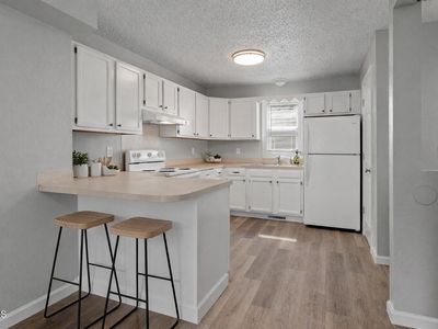 2984 Warwick Loop
