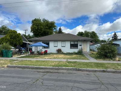 Property at 2215 Applegate Ave, Klamath Falls, OR