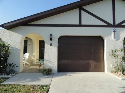 211 High Point Dr #211-B