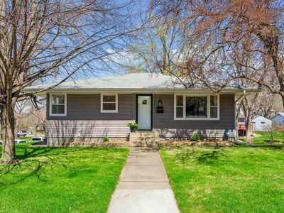 1320 Olive St W