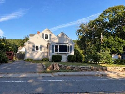 2 Whitman St