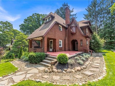 748 Evergreen Dr