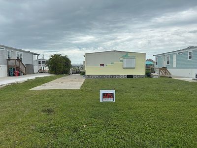 2933 York Rd