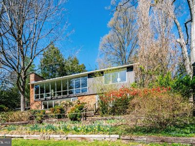 7400 Rebecca Dr