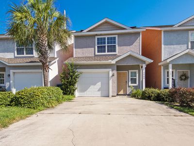 2409 Causeway Manor Ct