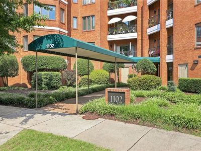 1102 Botetourt Gdns APT B1