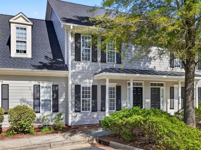 770 Parkside Townes Ct