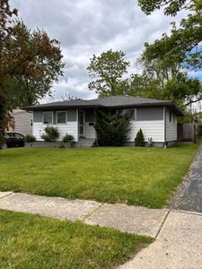 699 Holly Hill Dr