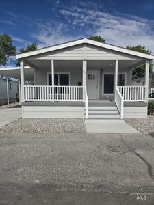 2401 S Owyhee #50