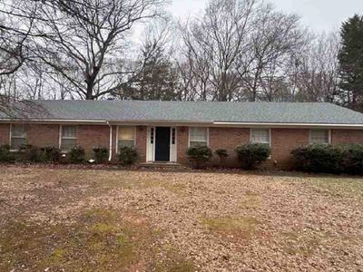 Property at 2041 Pineview Dr, Spartanburg, SC