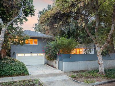 1155 Nithsdale Rd